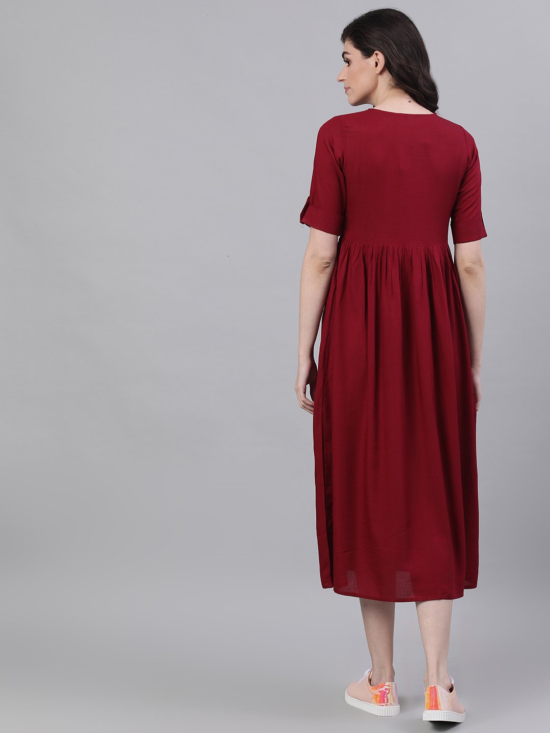 Women's Maroon Solid Embroidered Tie-Up Neck Viscose Rayon A-Line Dress