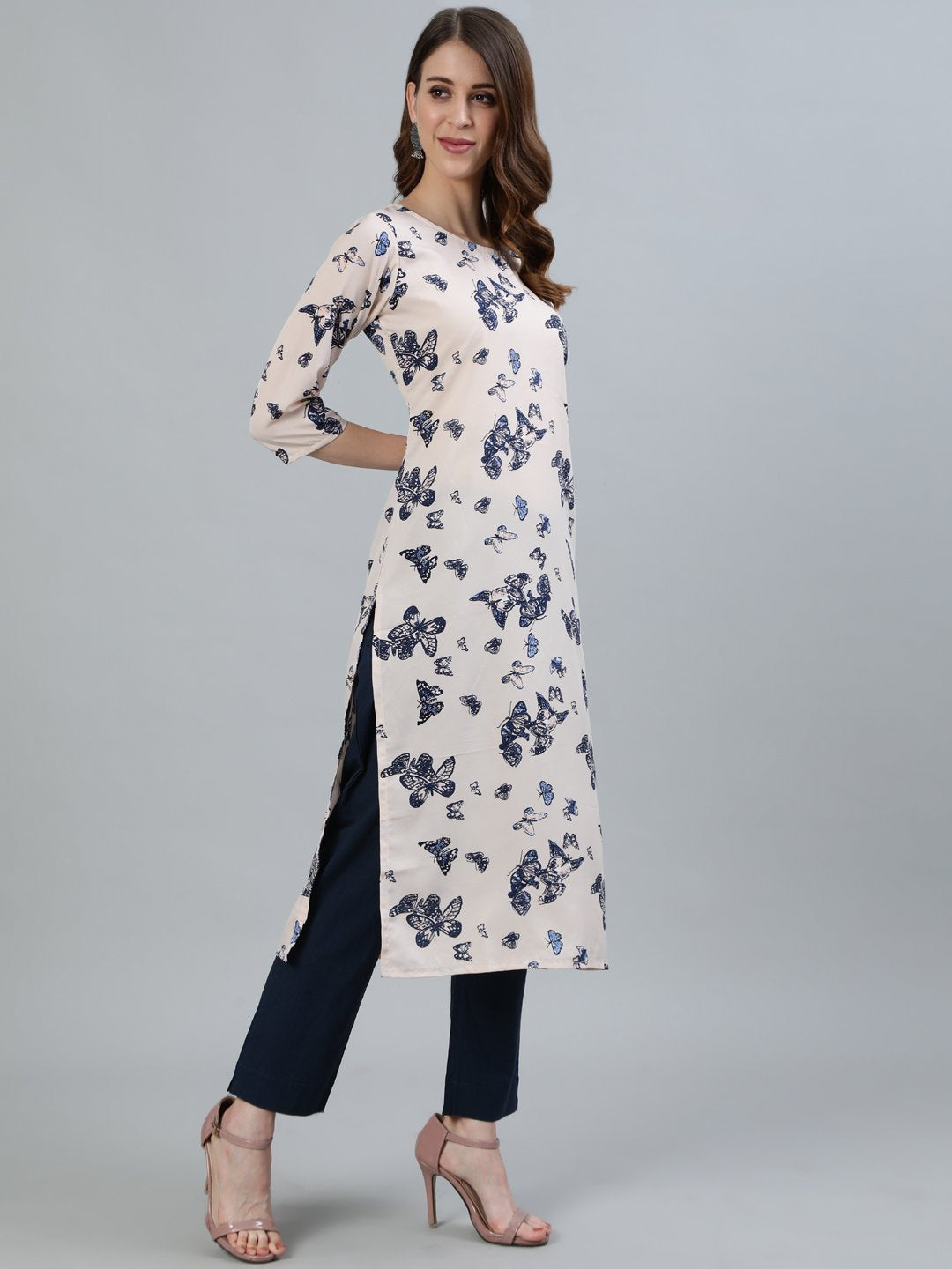 Women's Peach Printed Straight Kurta With Three Quarter Sleeves