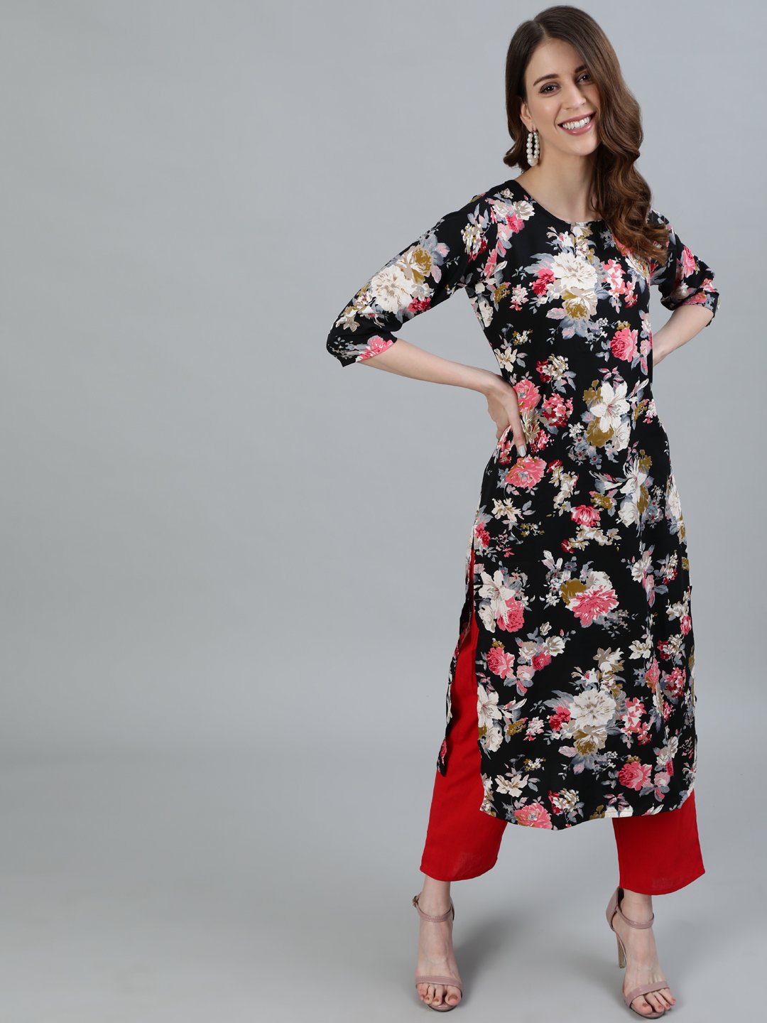 Women's Black Floral Printed Straight Kurta With Three Quarter Sleeves