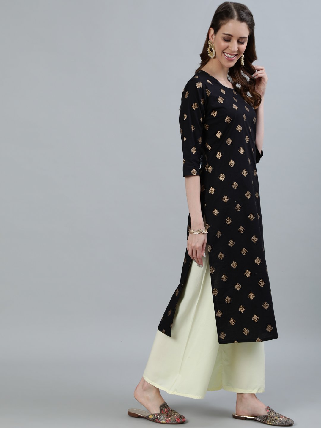 Women's Black Printed Straight Kurta With Three Quarter Sleeves