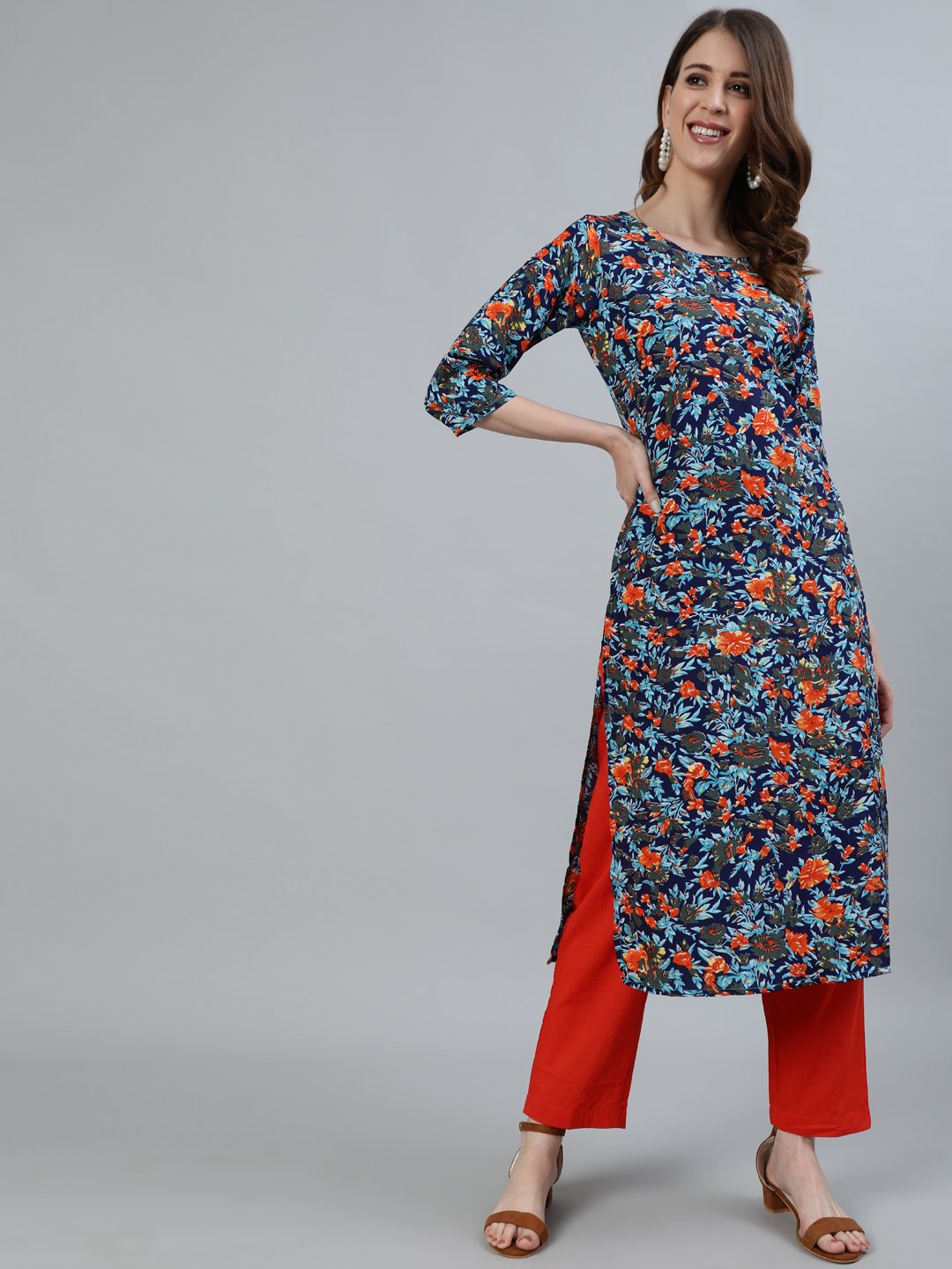 Women's Blue Printed Straight Kurta With Three Quarter Sleeves
