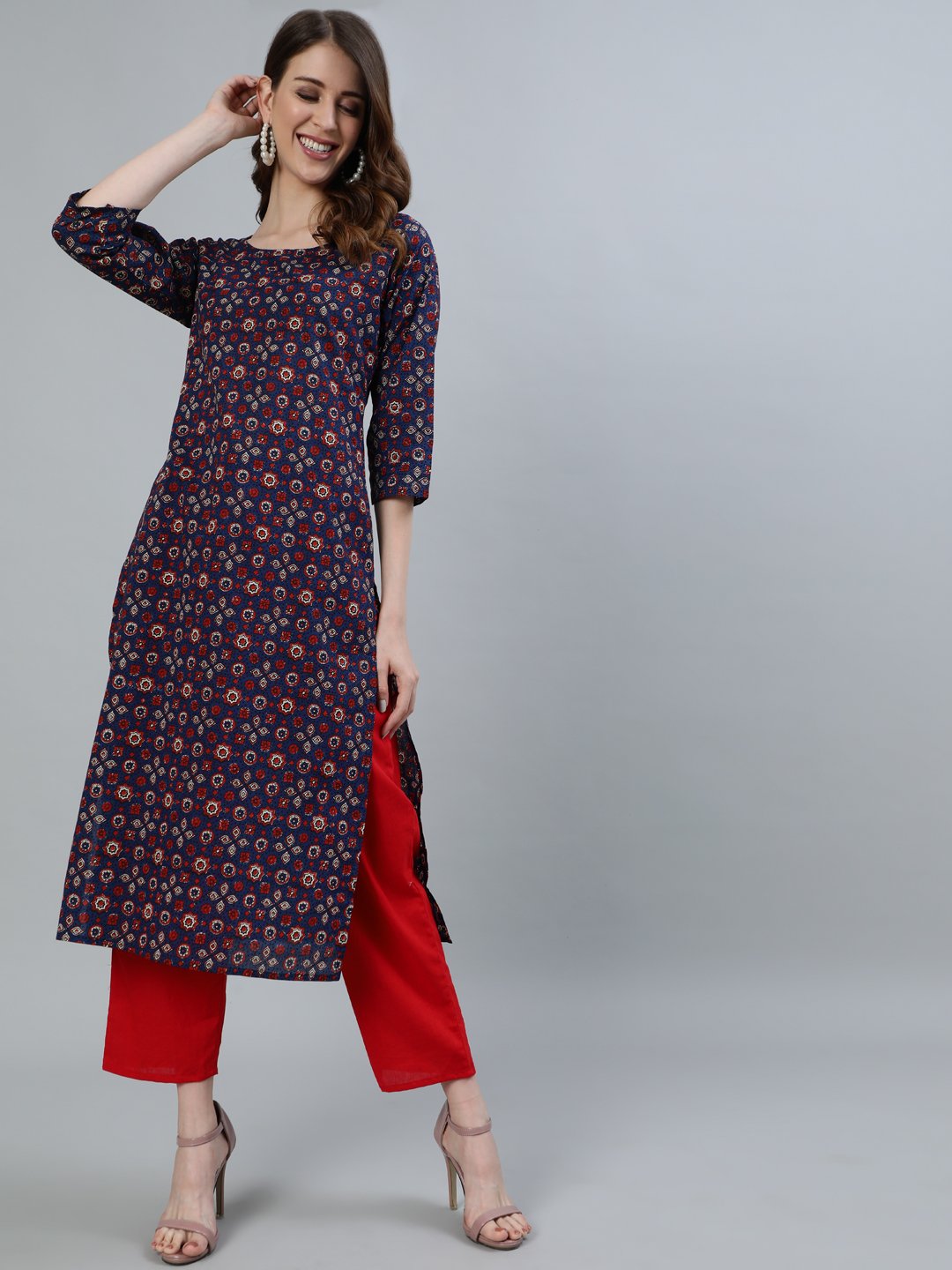 Women's Navy Blue Printed Straight Kurta With Three Quarter Sleeves