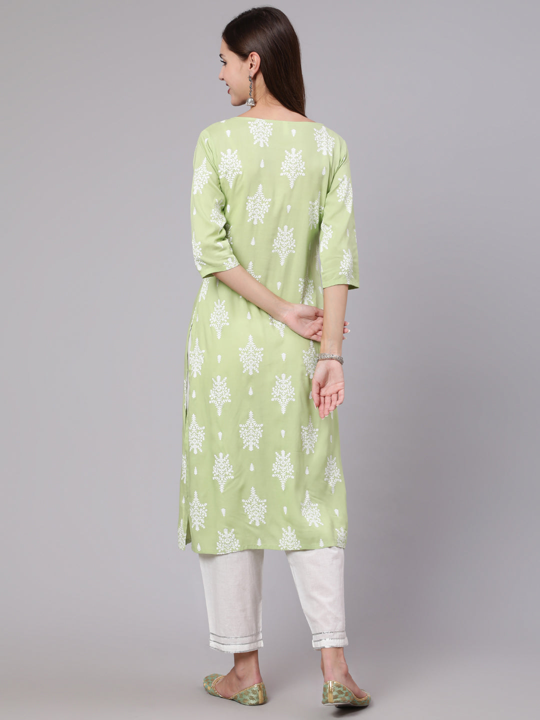 Women's Green Printed Straight kurta With Three Quarter Sleeves - AASI