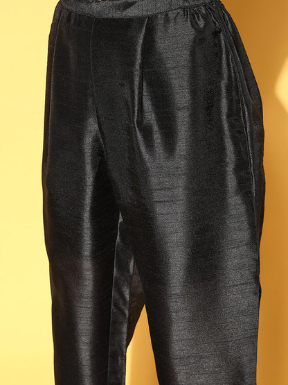 Color_Black