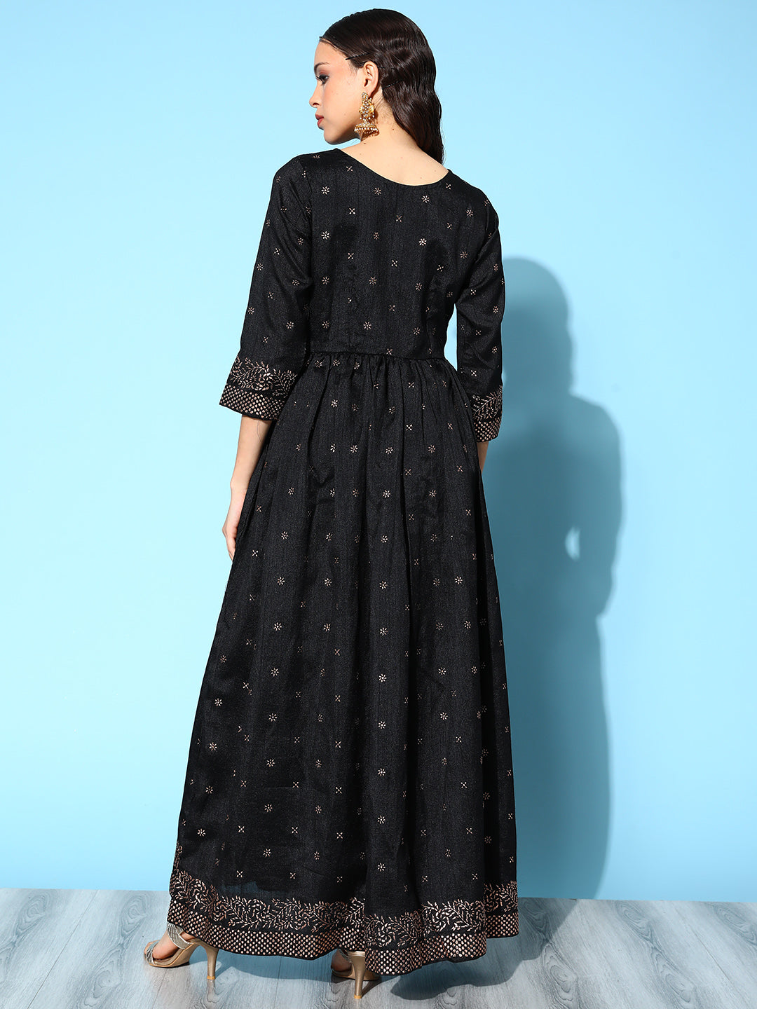 Color_Black