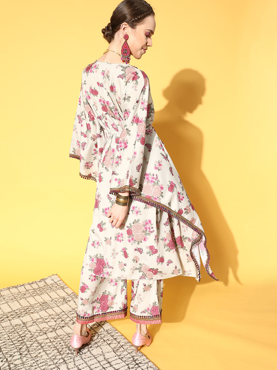 Color_Beige