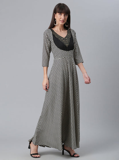Women's Crepe Black Digital Printed Kurti