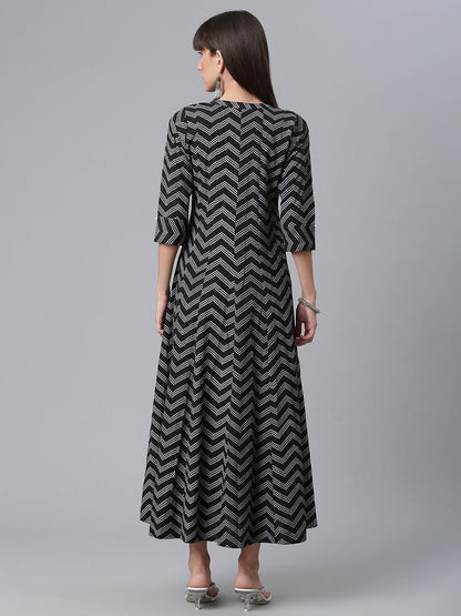 Women's Crepe Black Printed Kurta