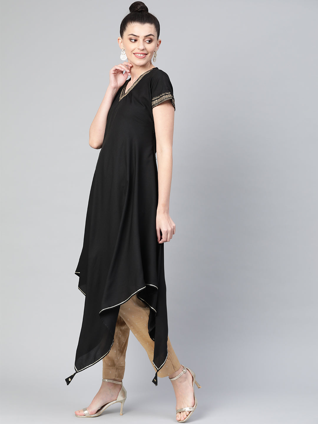 Women's Black Kimono Style Kurta From Ahalyaa