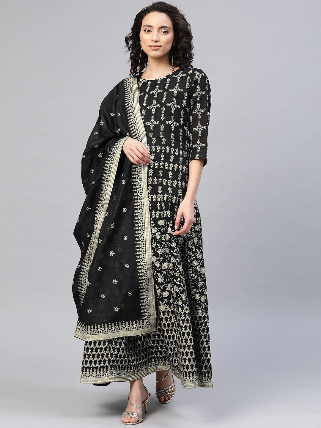 Women's Black Chanderi Foil Print Kurta With Dupatt