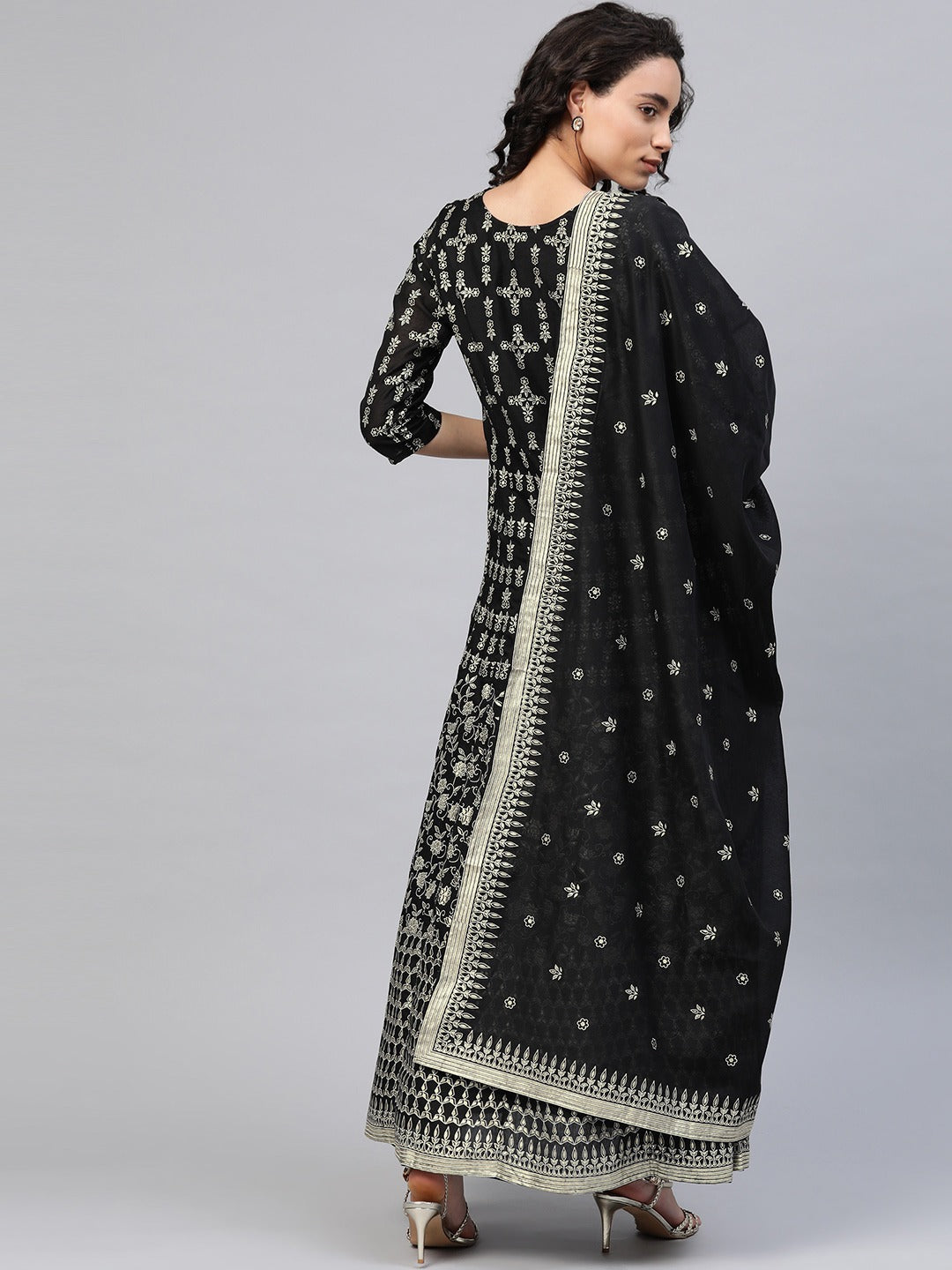 Women's Black Chanderi Foil Print Kurta With Dupatt