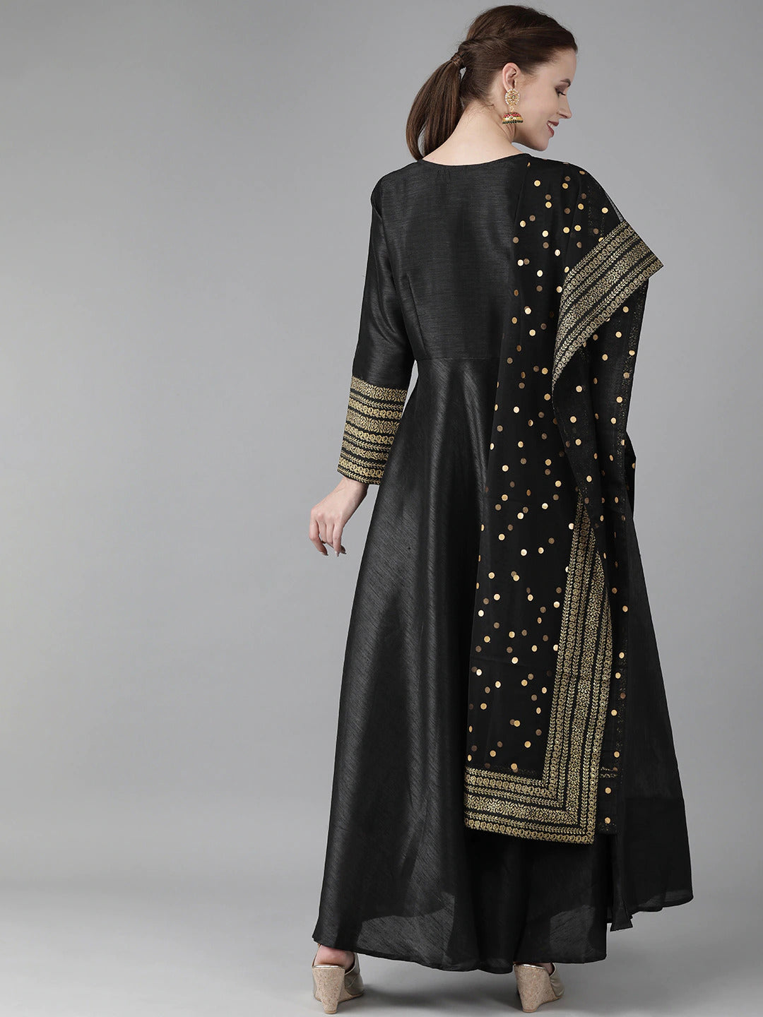 Color_Black