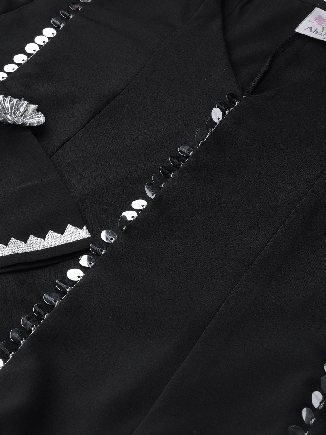 Color_Black