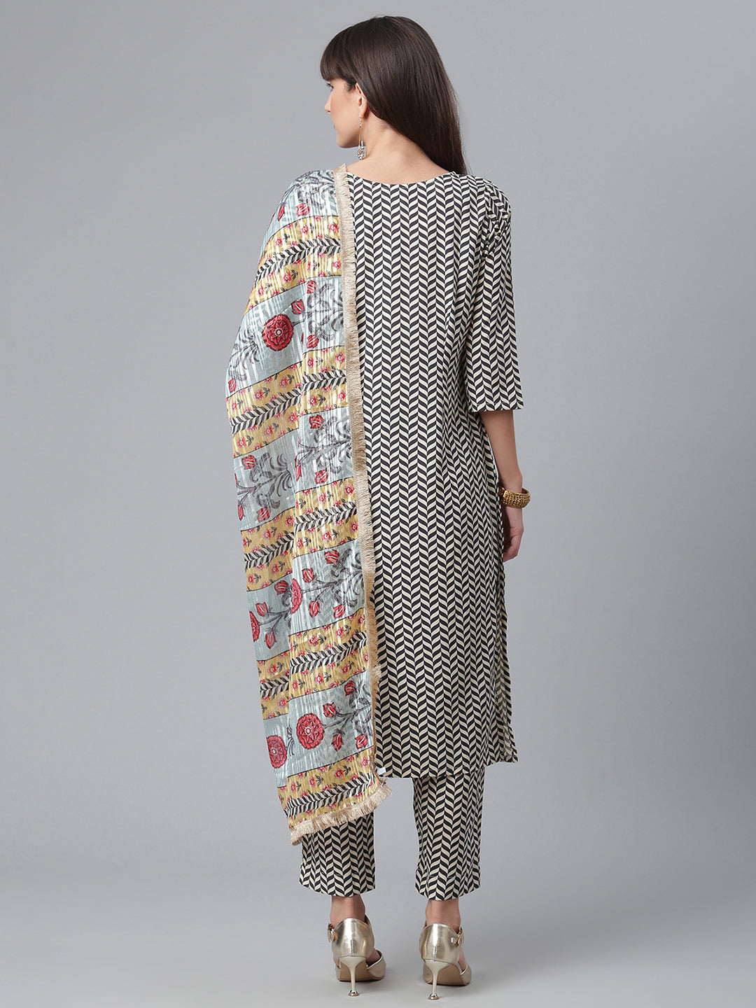 Women's Digital Print Crepe Black And White Kurta With Pant And Dupatta
