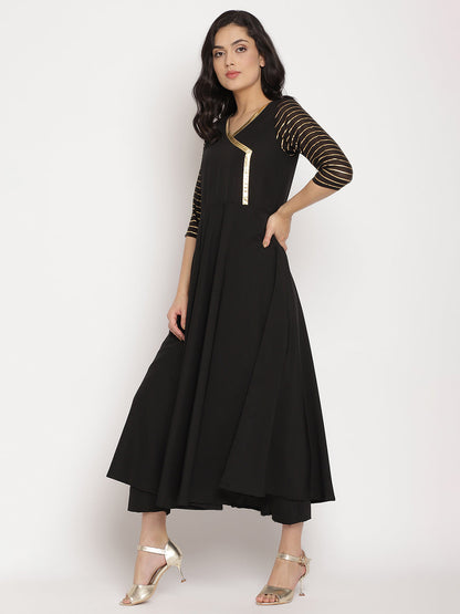 Women's Black Printed Angrakha Kurta With Trousers & With Dupatt