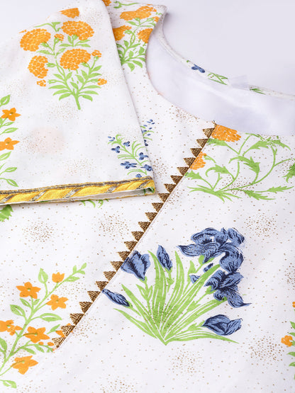 Women's  Off White Printed Kurta Set