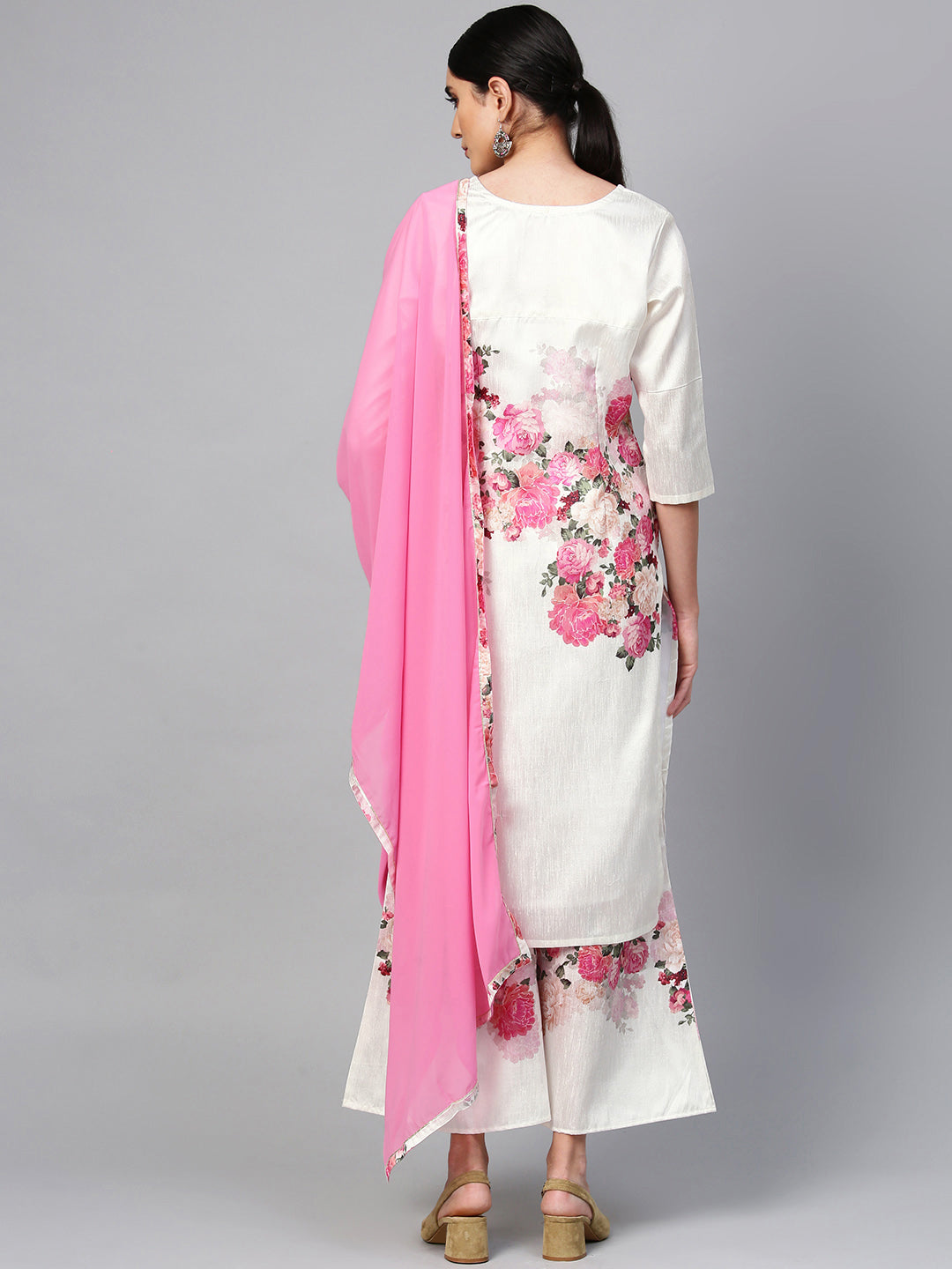 Women's Off White Printed Straight Kurta Set
