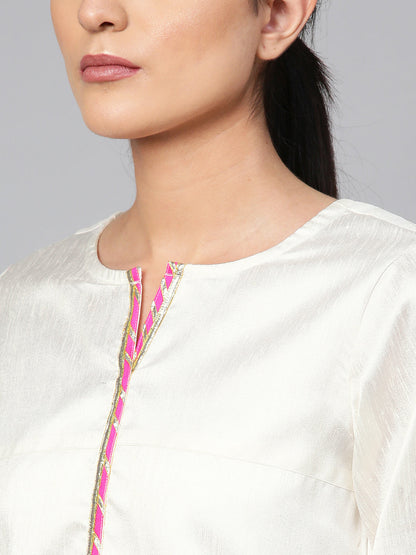 Women's Off White Printed Straight Kurta Set