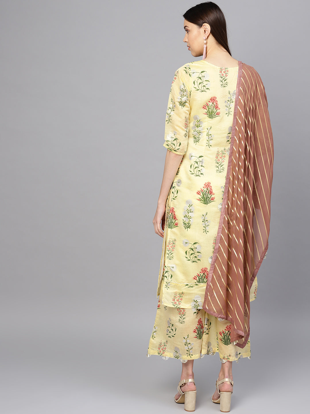 Women's  Yellow Printed Kurta With Skirt
