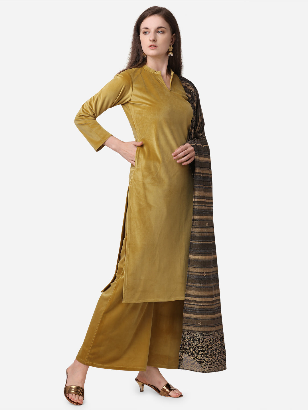 Women's Mustard Plain Velvet Kurta With Palazz