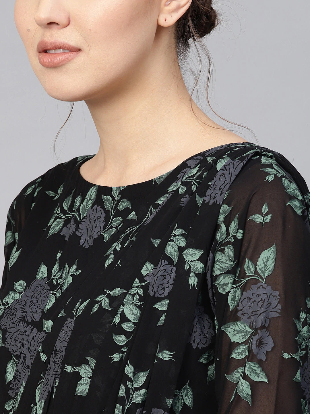 Women's Black Georgette Floral Printed Gow