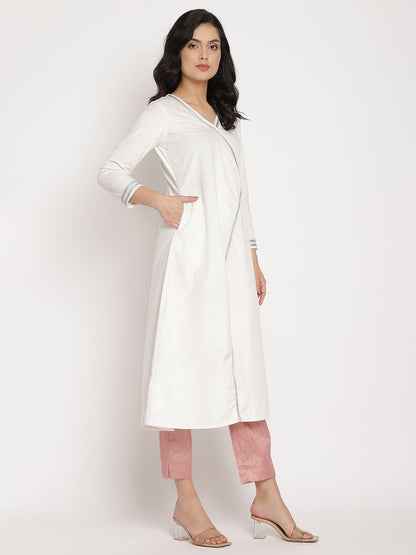 Women's White Solid Velvet Angrakha Kurta With Gold Printed Pan