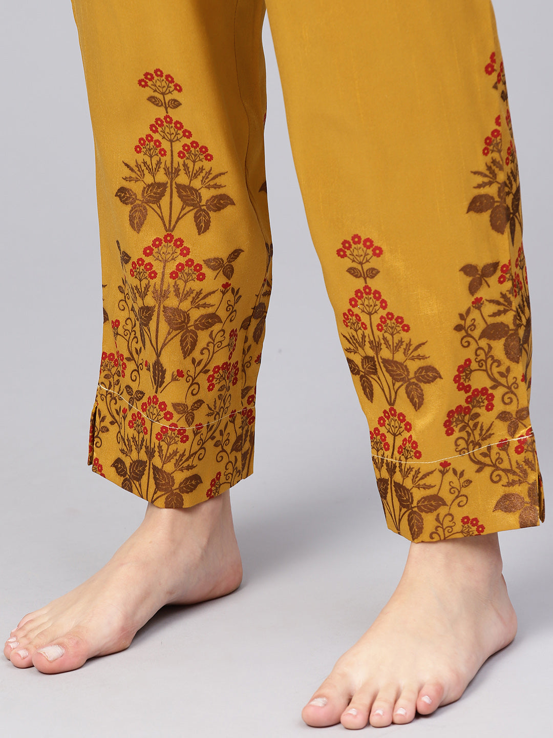 Women's Mustard Printed Kurta Set