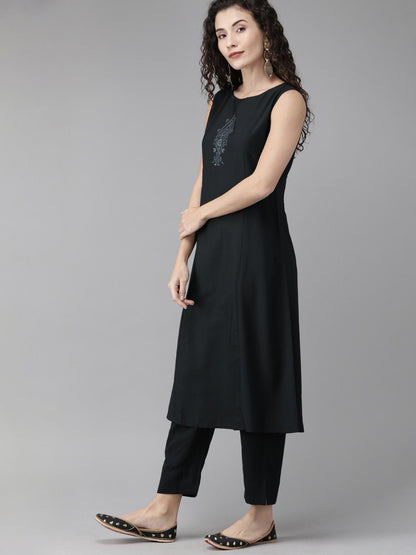 Women's Crepe Indo Western Set