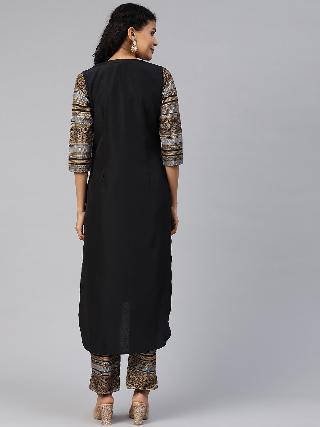 Color_Black