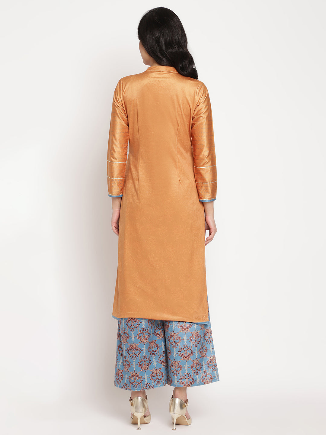 Women's Orange Color Digital Print Velvet Kurta With Palazz