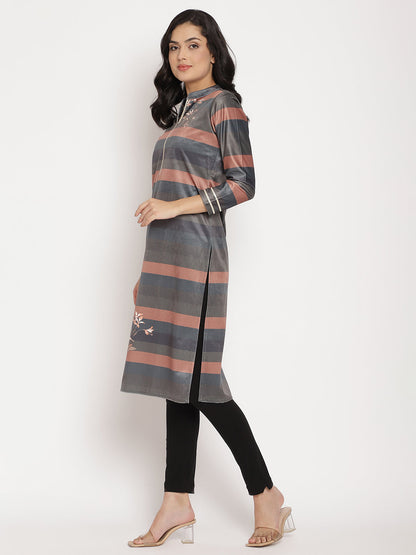 Women's Multi Color Stripe Digital Print Velvet Kurt