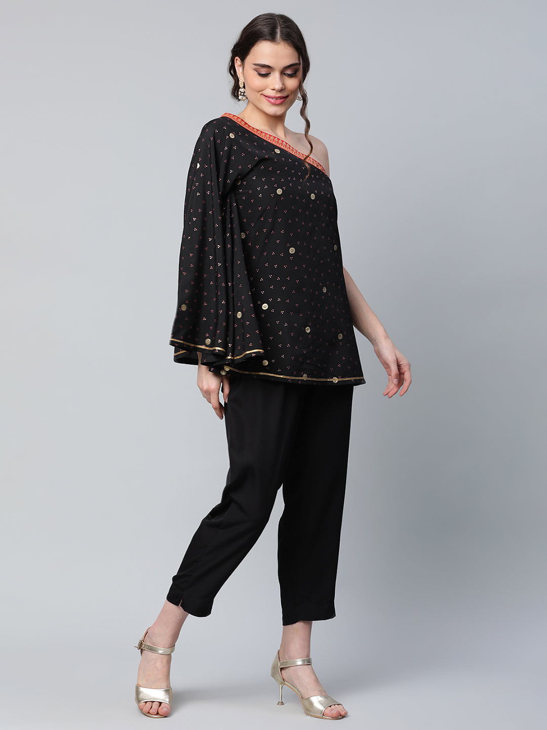 Women's Printed Top With Trouser Set By Ahalyaa