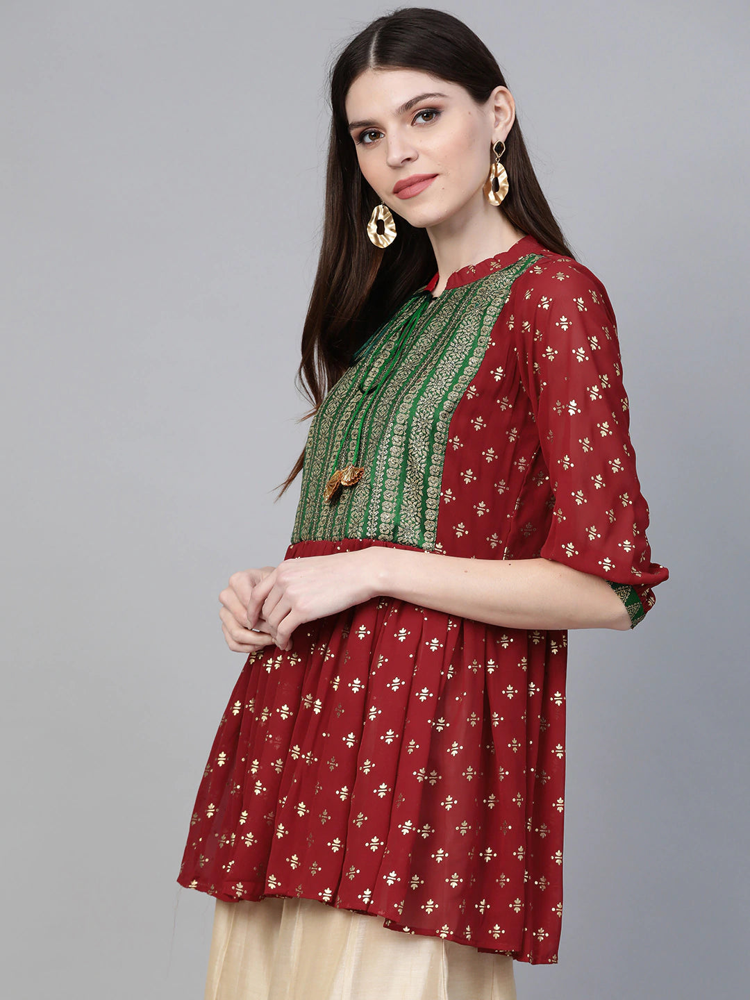 Women's Maroon Georgette Glitter Print Western Tuni