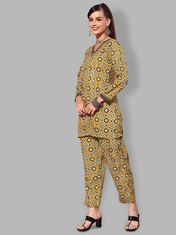 Color_Mustard