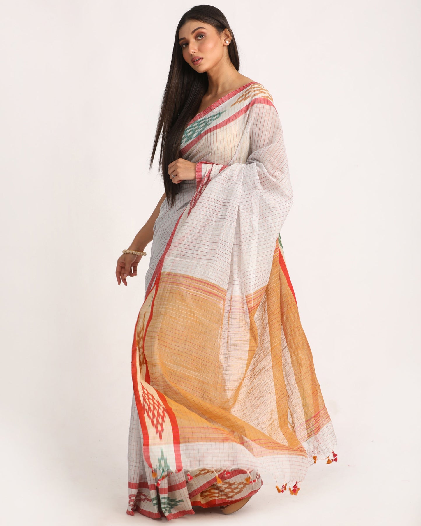 Women's Kotki Border Ice Blue Cotton Blend Handloom Saree
