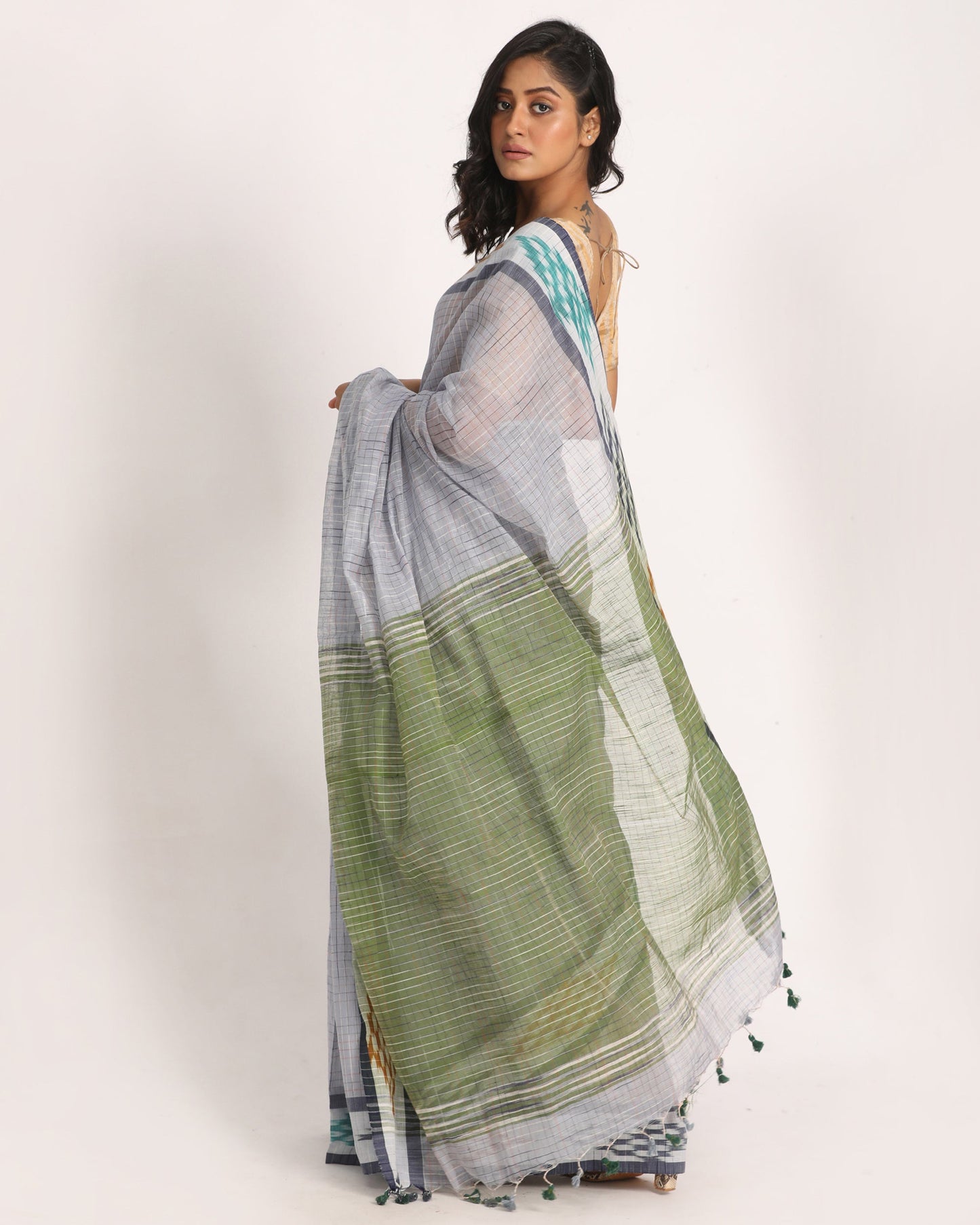 Women's Kotki Border Sky Blue Cotton Blend Handloom Saree