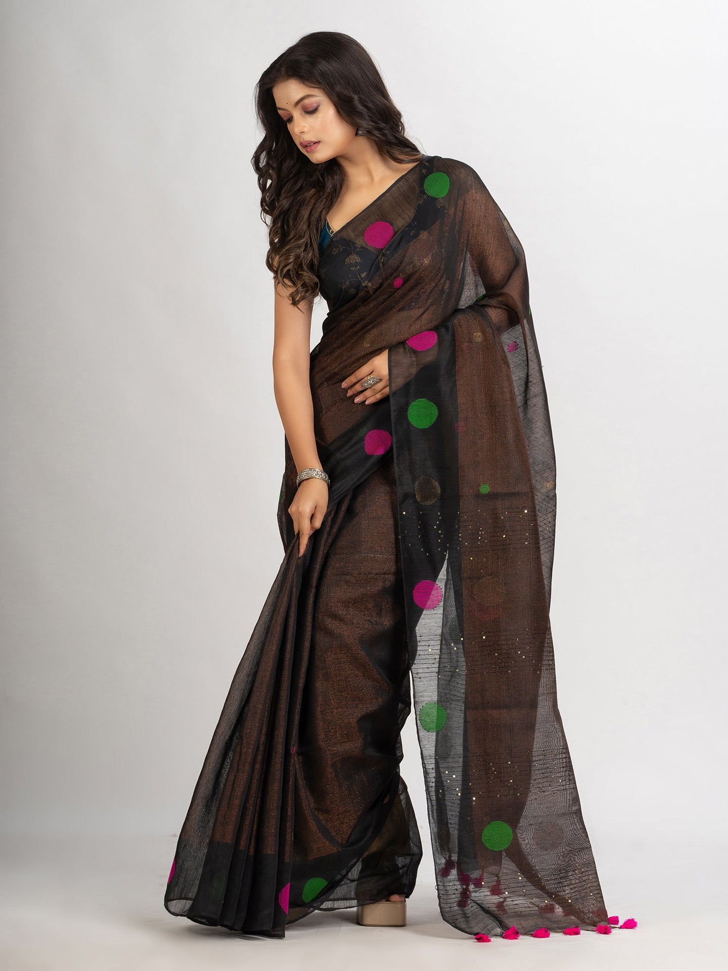 Women's Black Handweven Cotton Blend Jamdani handloom Saree