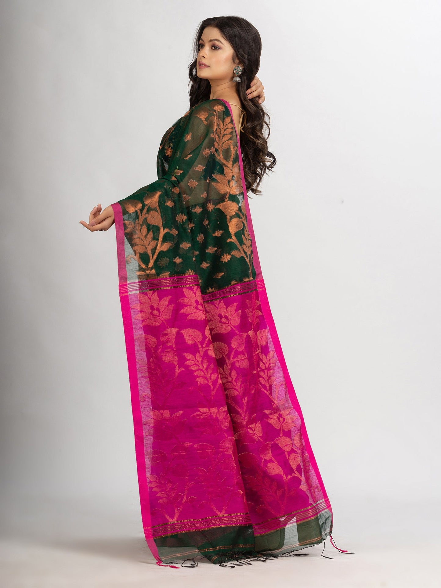 Women's Battle Green Cotton Blend Handloom Tangail Saree