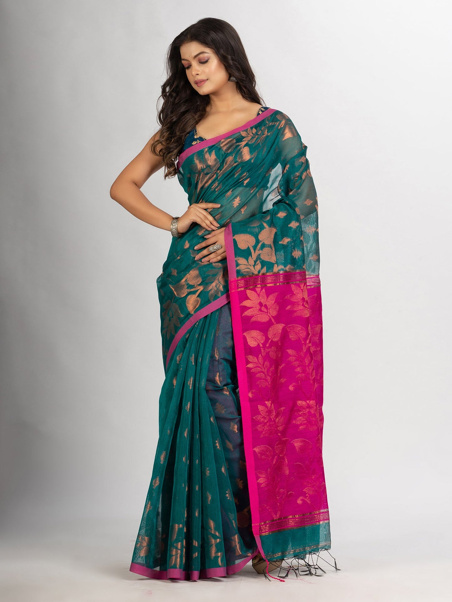 Women's Raja Cotton Blend Handloom Tangail Saree