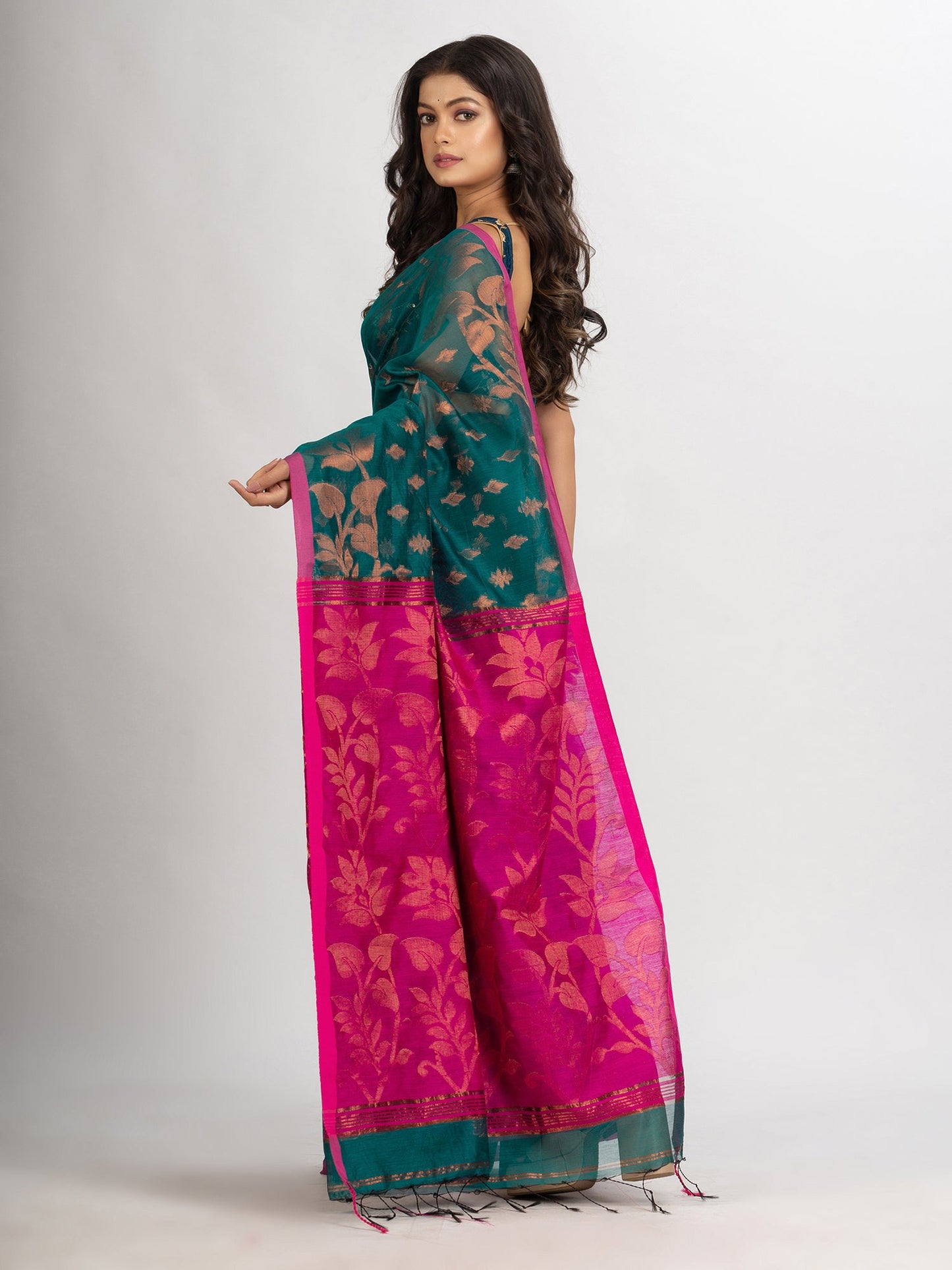 Women's Raja Cotton Blend Handloom Tangail Saree
