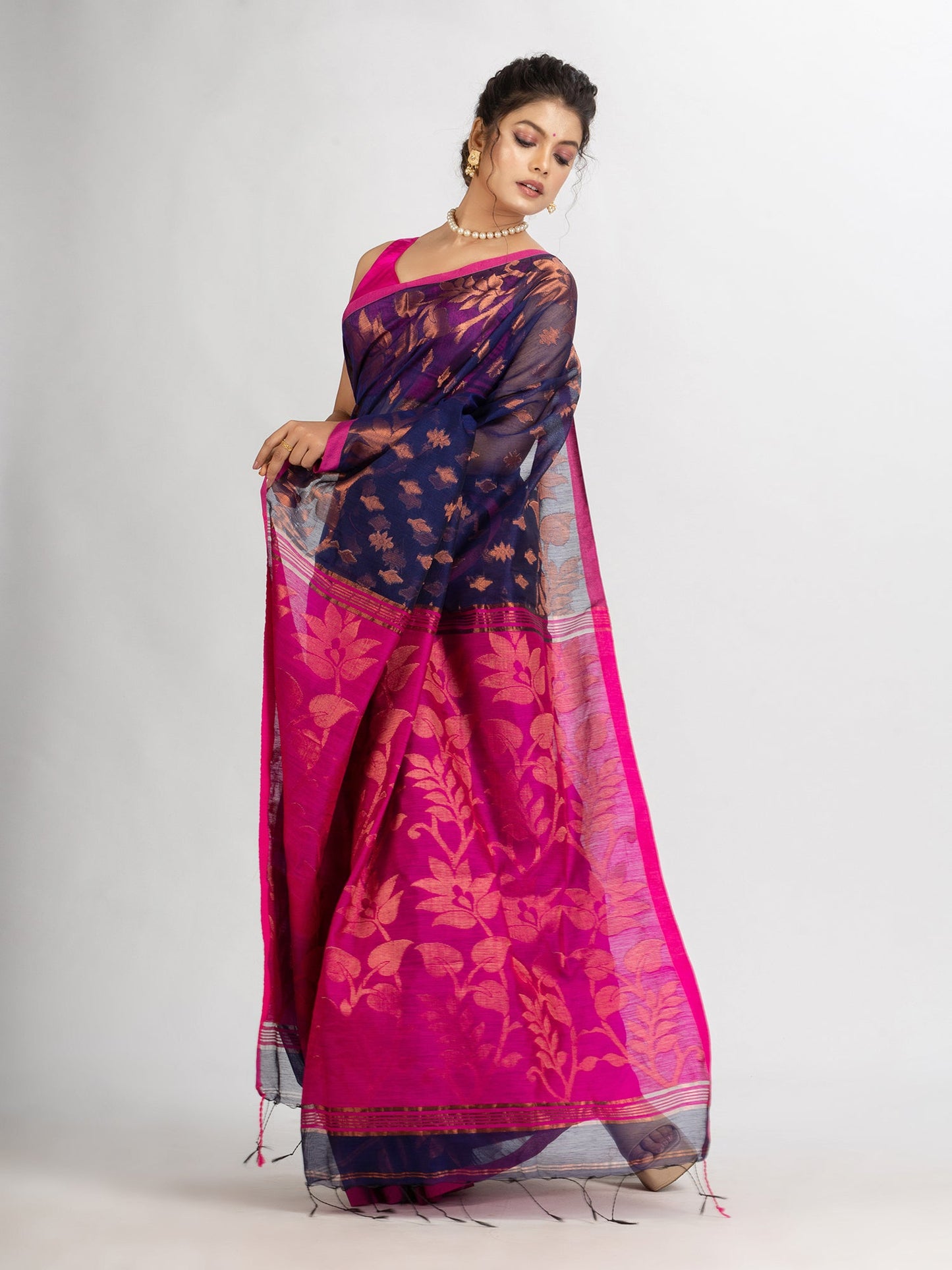 Women's Nevy Blue Cotton Blend Handloom Tangail Saree