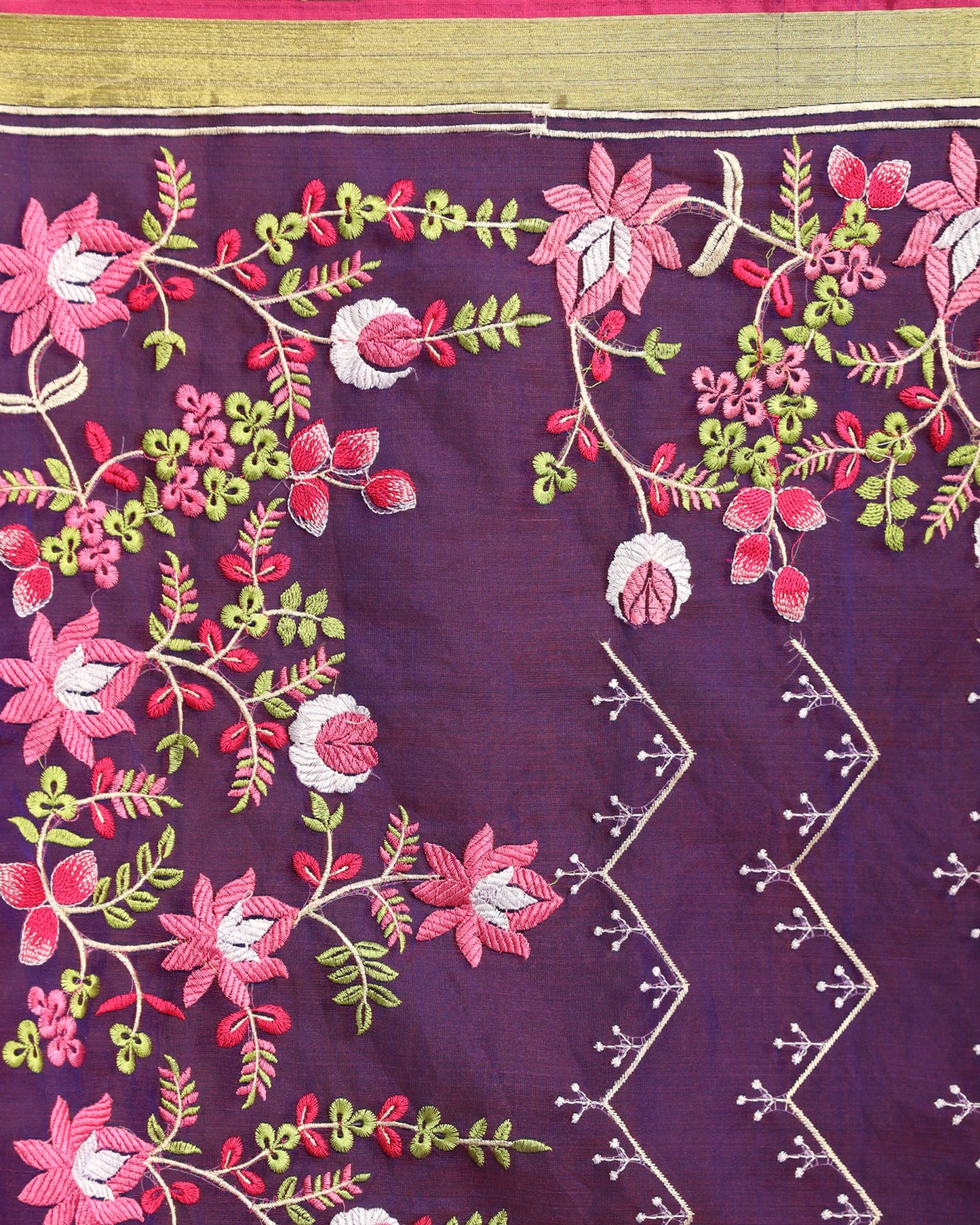 Women's Purple Art Silk Muslin Handloom Embroidery Saree