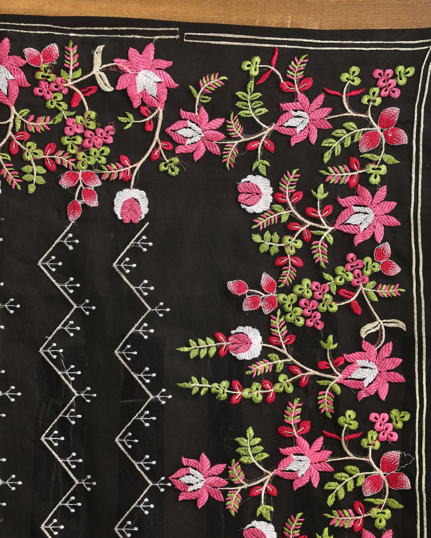 Women's Black Art Silk Muslin Handloom Embroidery Saree