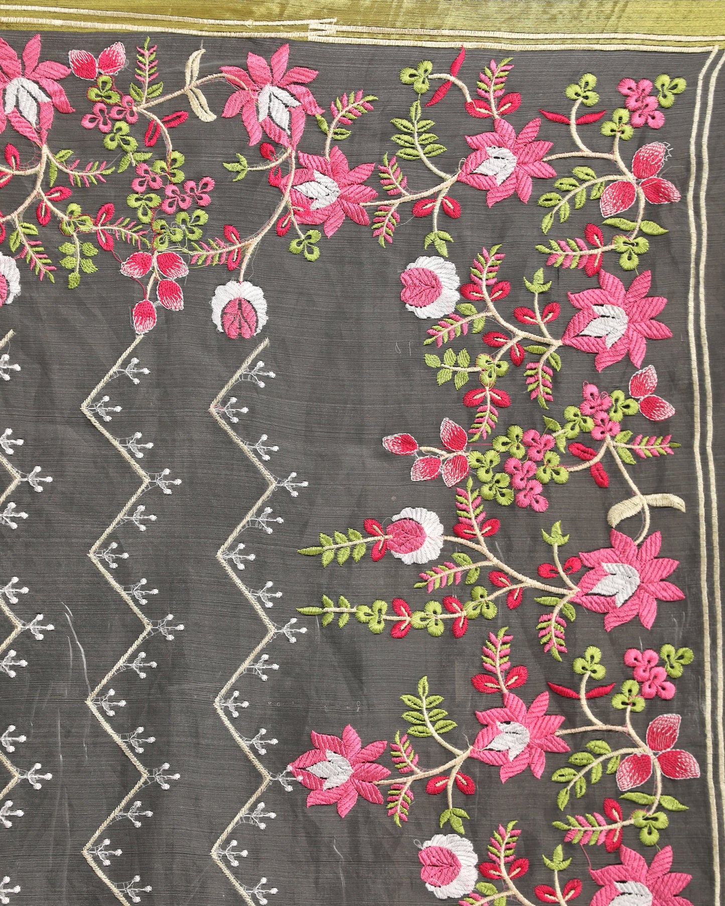 Women's Grey Art Silk Muslin Handloom Embroidery Saree