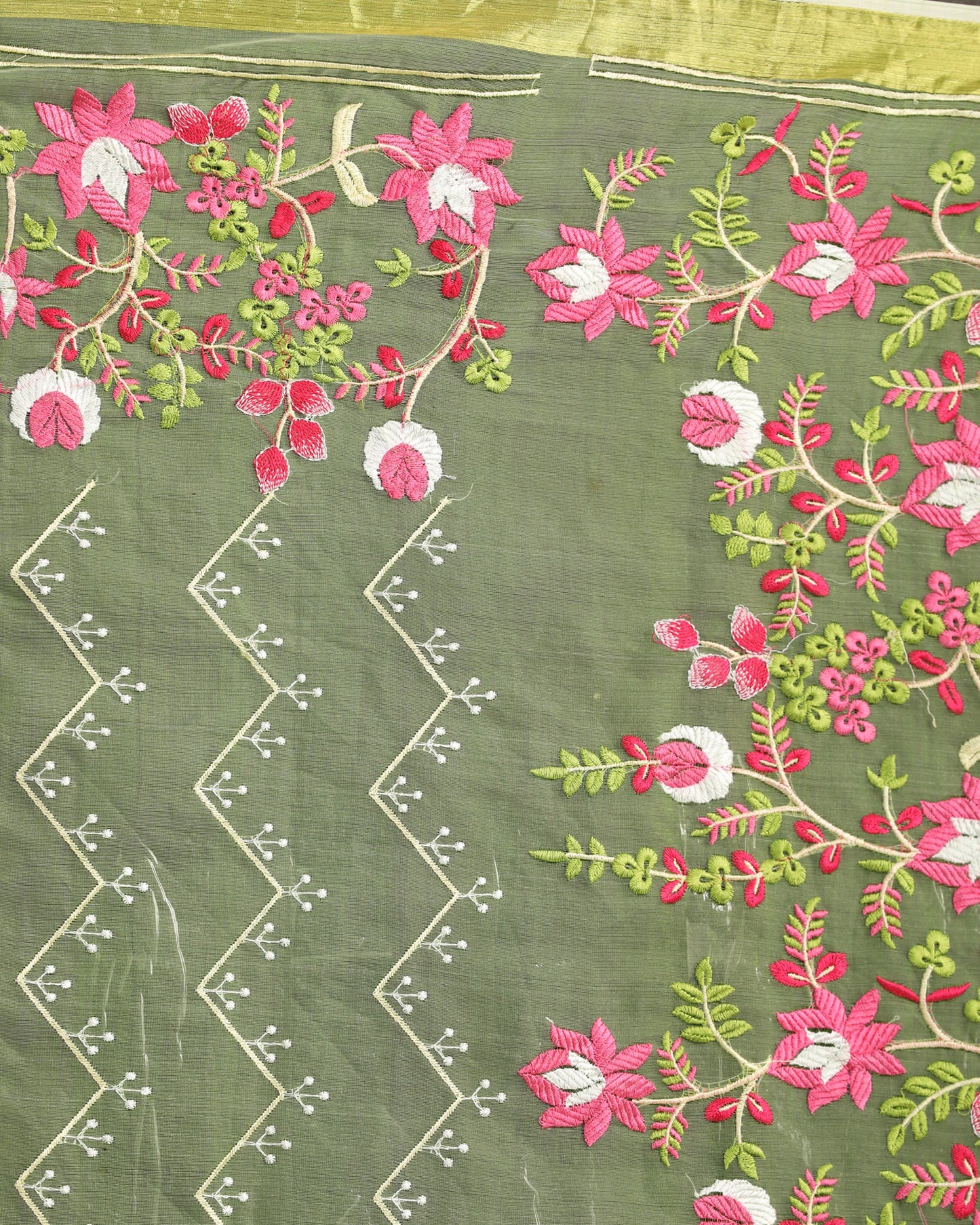 Women's Green Art Silk Muslin Handloom Embroidery Saree
