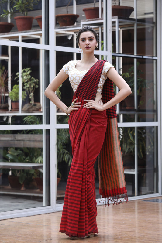 Women's Red black handwoven cotton saree