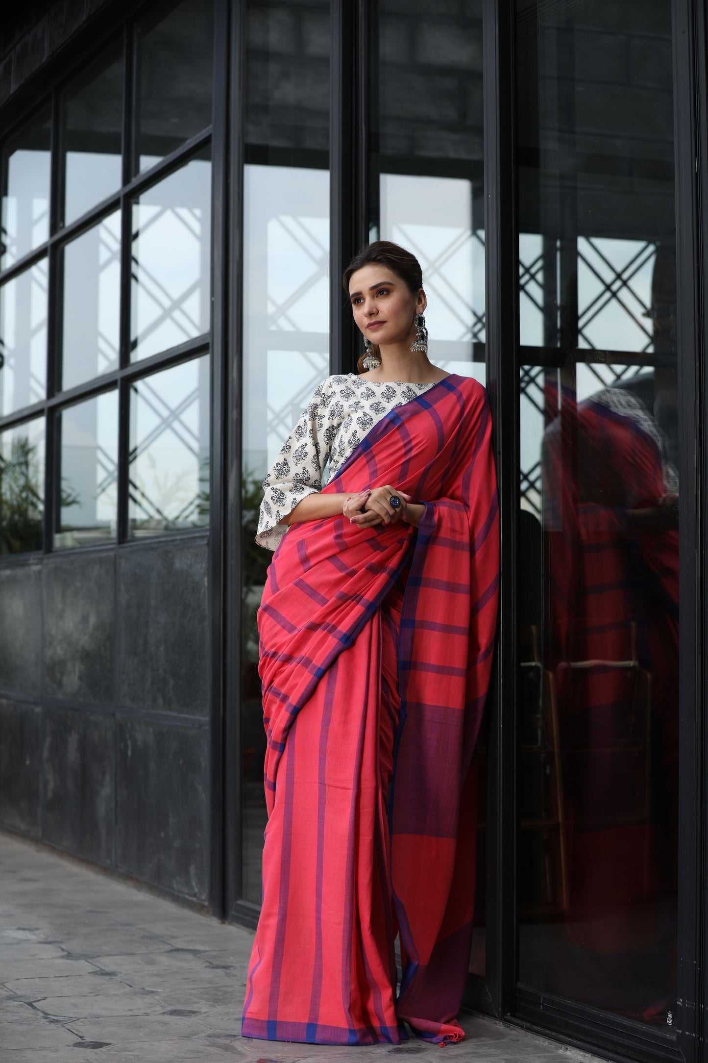 Women's Pink handwoven linen saree