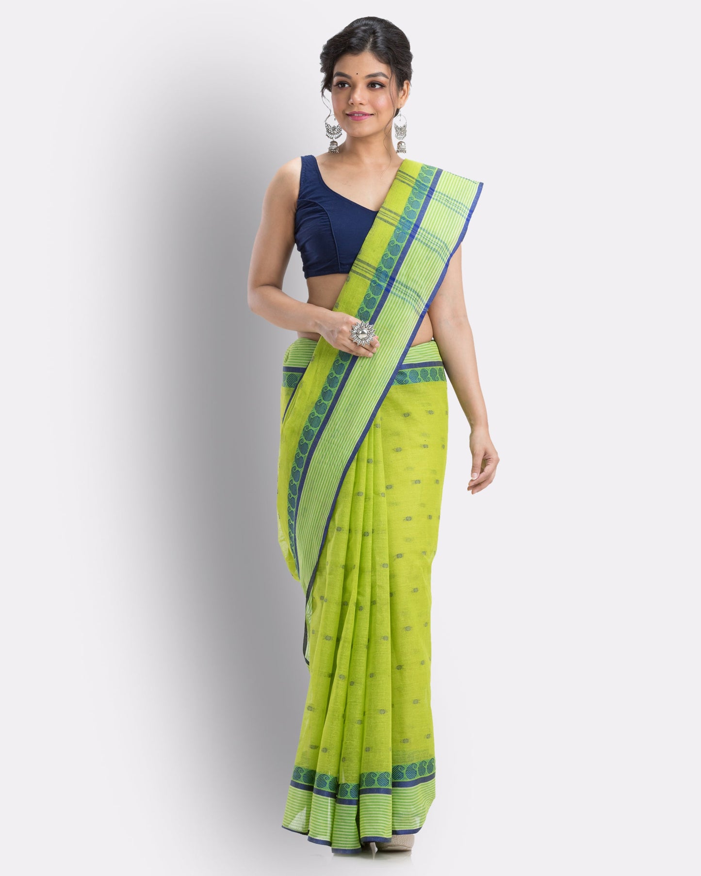 Women's Self Design Tant Cotton Saree (Green)