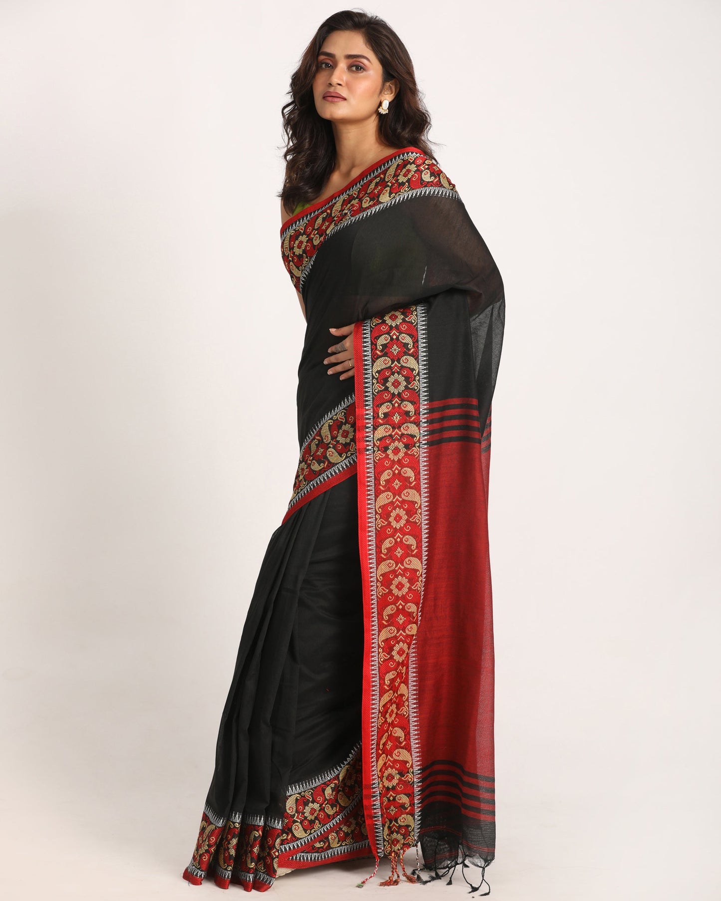 Women's Black Handloom Cotton Tangail Saree
