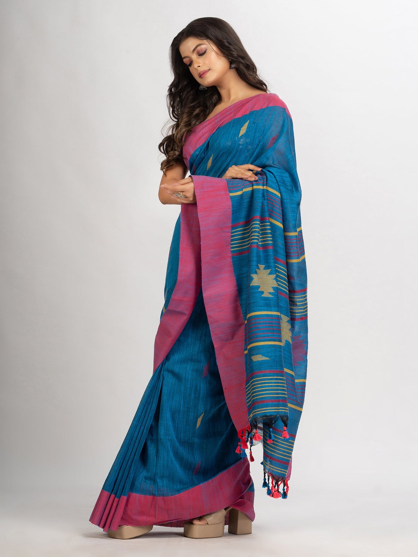Women's Sky Blue Handwoven Cotton Jamdani handloom Saree